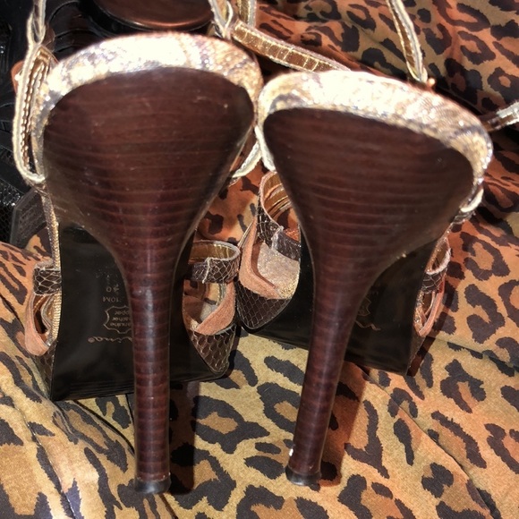 Nina size 10 sage green & tan alligator embossed strappy  platform heels - Picture 6 of 12